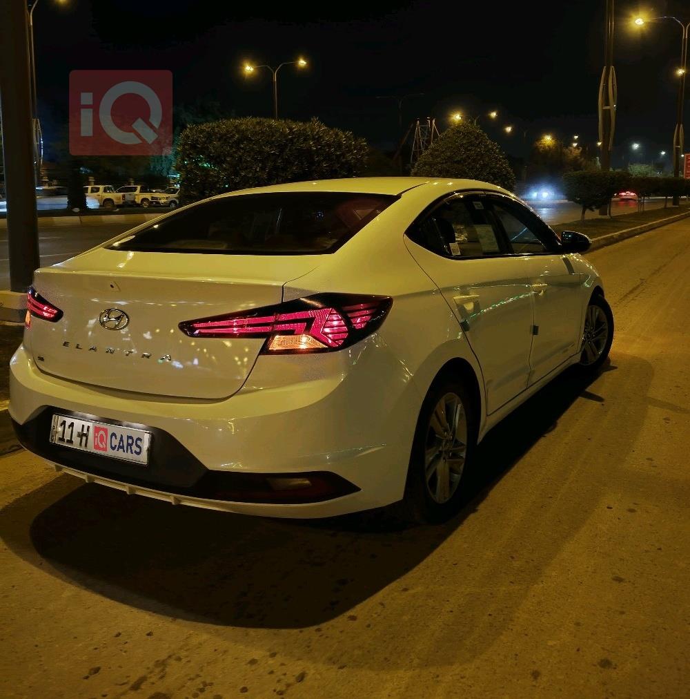 هيونداي النترا